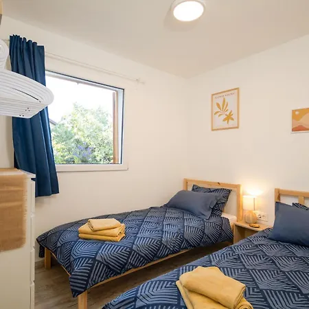 Holiday home In With Wifi *